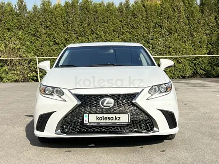 Lexus ES 250 2012 года за 10 000 000 тг. в Алматы