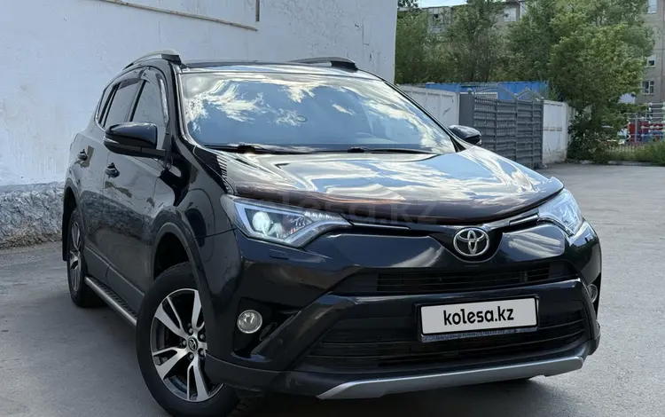 Toyota RAV4 2018 годаүшін10 500 000 тг. в Астана