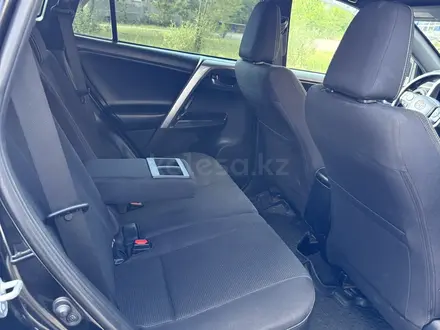 Toyota RAV4 2018 года за 10 500 000 тг. в Астана – фото 16