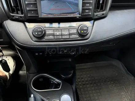 Toyota RAV4 2018 года за 10 500 000 тг. в Астана – фото 19