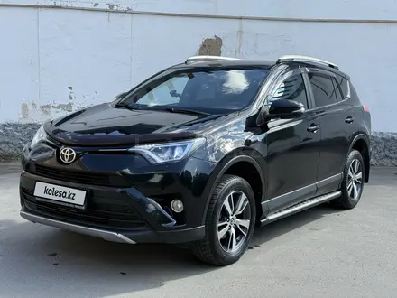 Toyota RAV4 2018 года за 10 500 000 тг. в Астана – фото 3