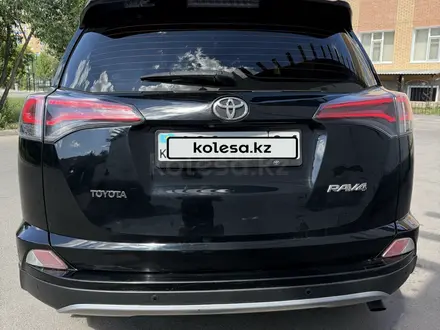 Toyota RAV4 2018 года за 10 500 000 тг. в Астана – фото 6