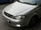 Chevrolet Lacetti 2008 годаfor2 990 000 тг. в Алматы – фото 2