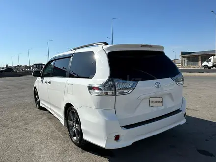 Toyota Sienna 2015 года за 15 000 000 тг. в Актау – фото 7