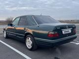 Mercedes-Benz E 220 1994 годаүшін3 000 000 тг. в Шымкент – фото 4