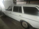 Mercedes-Benz E 240 1982 года за 1 100 000 тг. в Караганда – фото 3