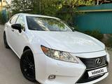 Lexus ES 250 2015 года за 13 300 000 тг. в Алматы