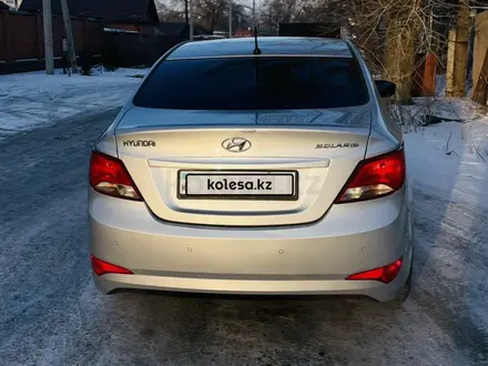 Hyundai Solaris 2015 года за 6 500 000 тг. в Семей – фото 4