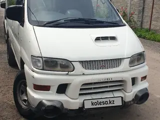 Mitsubishi Delica