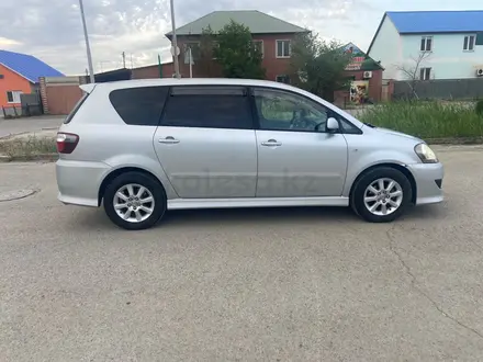 Toyota Ipsum 2004 года за 5 500 000 тг. в Атырау