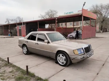 Mercedes-Benz E 260 1990 года за 1 500 000 тг. в Шу – фото 16