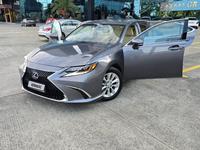 Lexus ES 300h 2014 годаfor12 000 000 тг. в Актау