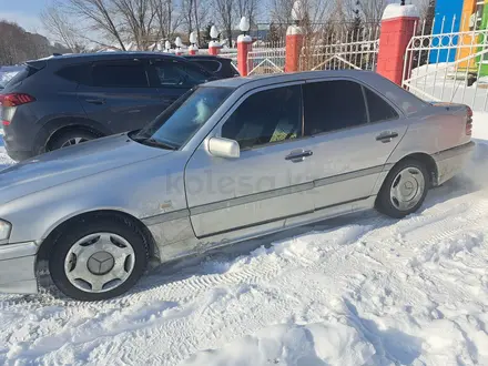 Mercedes-Benz C 220 1996 года за 2 500 000 тг. в Усть-Каменогорск – фото 4