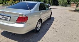 Toyota Camry 2004 года за 6 100 000 тг. в Шымкент – фото 2