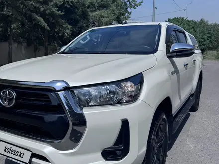 Toyota Hilux 2021 года за 22 500 000 тг. в Алматы – фото 7