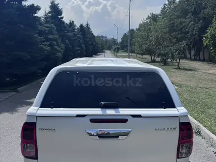Toyota Hilux 2021 года за 22 500 000 тг. в Алматы – фото 8