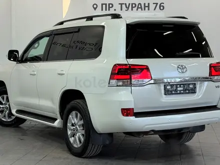 Toyota Land Cruiser Prestige 2018 года за 31 500 000 тг. в Астана – фото 2