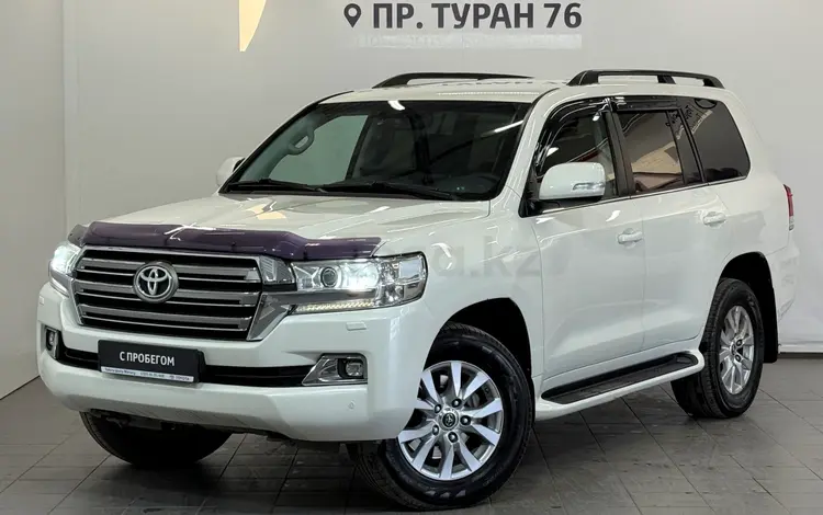 Toyota Land Cruiser Prestige 2018 года за 31 500 000 тг. в Астана