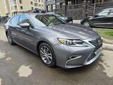 Lexus ES 300h 2015 годаүшін11 000 000 тг. в Астана – фото 2