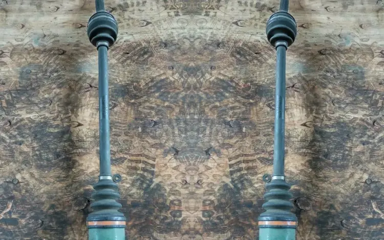 Привод задний на Subaru Impreza 1992-2000 год. за 5 000 тг. в Алматы