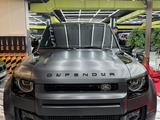 Land Rover Defender 2026 годаүшін63 000 000 тг. в Астана – фото 2