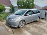 Toyota Sienna 2013 года за 5 650 000 тг. в Уральск – фото 3