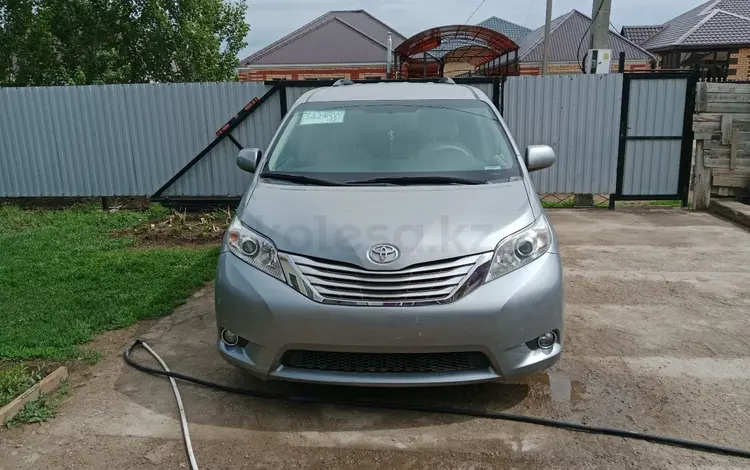 Toyota Sienna 2013 года за 5 650 000 тг. в Уральск