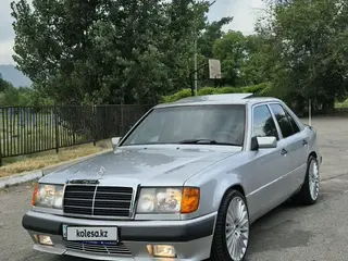 Mercedes-Benz E 280