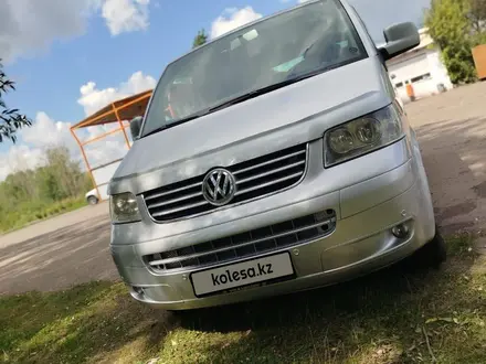 Volkswagen Multivan 2003 года за 7 300 000 тг. в Булаево – фото 11