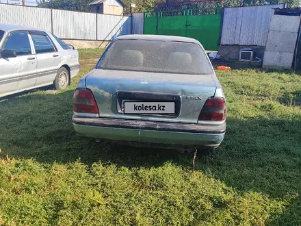 Nissan Sunny 1995 года за 300 000 тг. в Алматы – фото 2