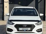 Hyundai Accent 2018 года за 5 900 000 тг. в Шымкент – фото 2