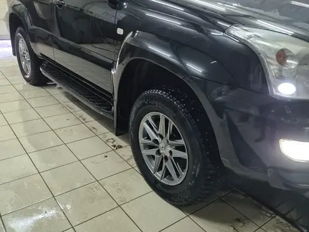 Toyota Land Cruiser Prado 2007 года за 11 500 000 тг. в Уральск – фото 7