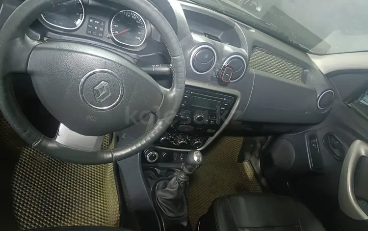 Renault Duster 2015 годаүшін3 200 000 тг. в Алматы