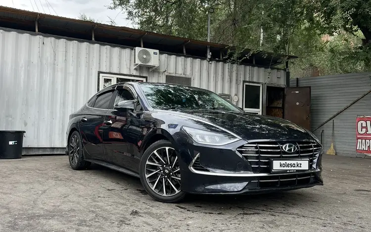 Hyundai Sonata 2019 года за 11 200 000 тг. в Алматы