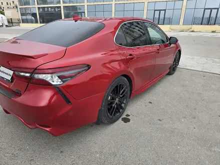 Toyota Camry 2022 года за 12 700 000 тг. в Актау – фото 5
