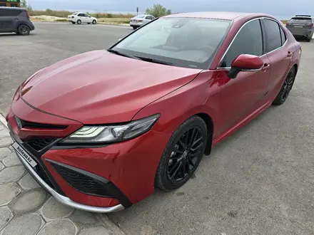 Toyota Camry 2022 года за 12 700 000 тг. в Актау – фото 8