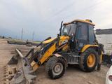 JCB  3CX 2013 года за 16 000 000 тг. в Алматы