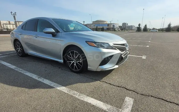 Toyota Camry 2021 годаfor13 000 000 тг. в Талдыкорган