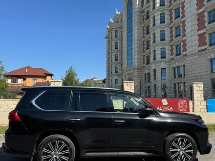 Lexus LX 570 2018 года за 49 000 000 тг. в Астана – фото 4