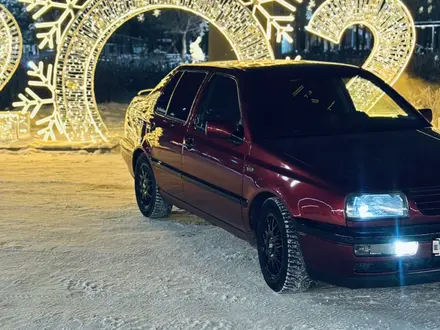 Volkswagen Vento 1992 года за 2 100 000 тг. в Астана – фото 3