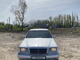 Mercedes-Benz C 220 1995 годаүшін3 200 000 тг. в Алматы – фото 2
