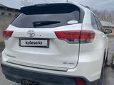 Toyota Highlander 2017 годаүшін17 500 000 тг. в Шымкент – фото 2