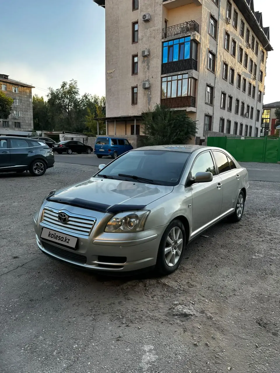 Toyota Avensis, 2005