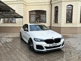 BMW 540 2019 года за 29 500 000 тг. в Алматы – фото 2