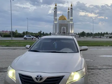 Toyota Camry 2007 года за 6 000 000 тг. в Актобе – фото 14