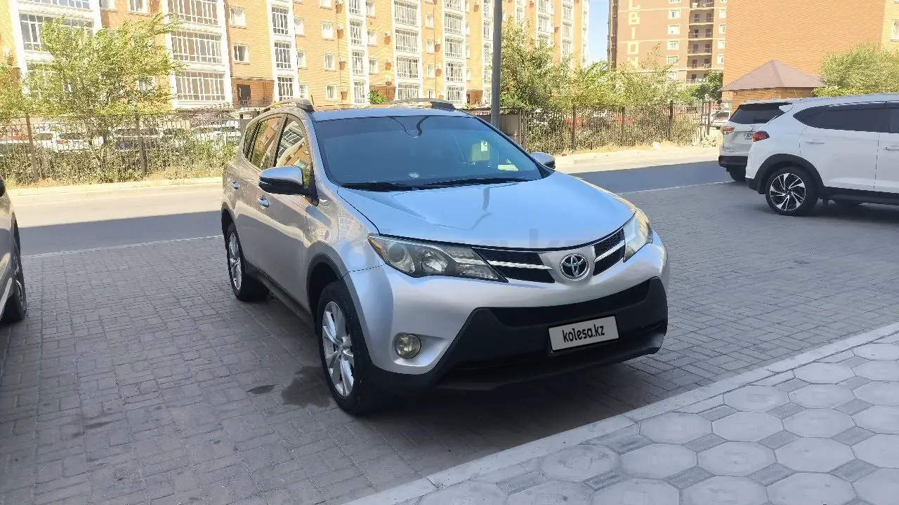 Toyota RAV4, 2015