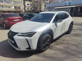 Lexus UX 250h 2020 года за 17 800 000 тг. в Алматы – фото 2