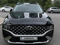 Hyundai Santa Fe 2023 годаfor20 750 000 тг. в Астана