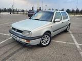 Volkswagen Golf 1993 годаүшін1 900 000 тг. в Тараз