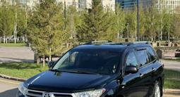 Toyota Highlander 2012 года за 12 500 000 тг. в Астана – фото 2